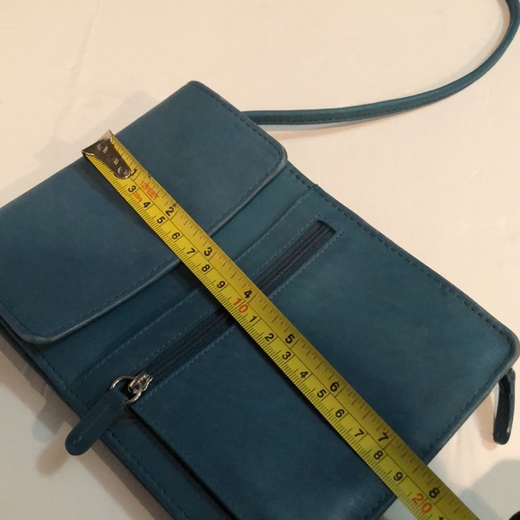 Genuine Leather RFD blocking crossbody purse - Picture 12 of 13